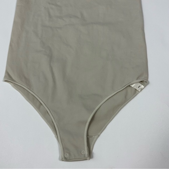 Skims Adjustable Bodysuit - Picture 2 of 6